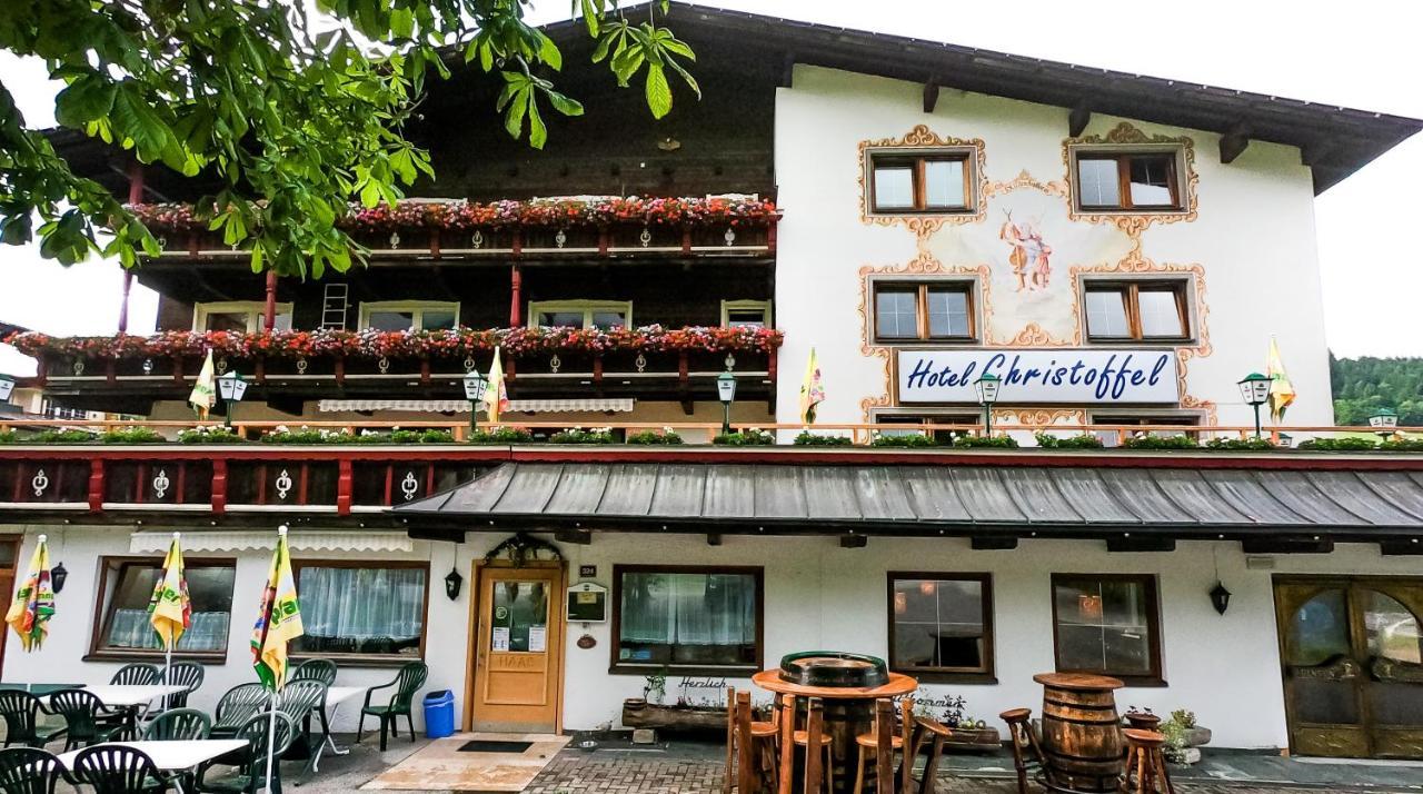 Hotel Christoffel นีเดอเรา ภายนอก รูปภาพ